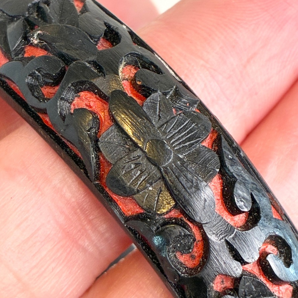Vintage Cinnabar Style Bangle Bracelet Carved Black Red Floral Rose 8"